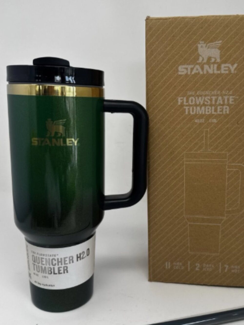 Stanley The Quencher H2.0 FlowState Tumbler 40 oz – Dark Green & Gold